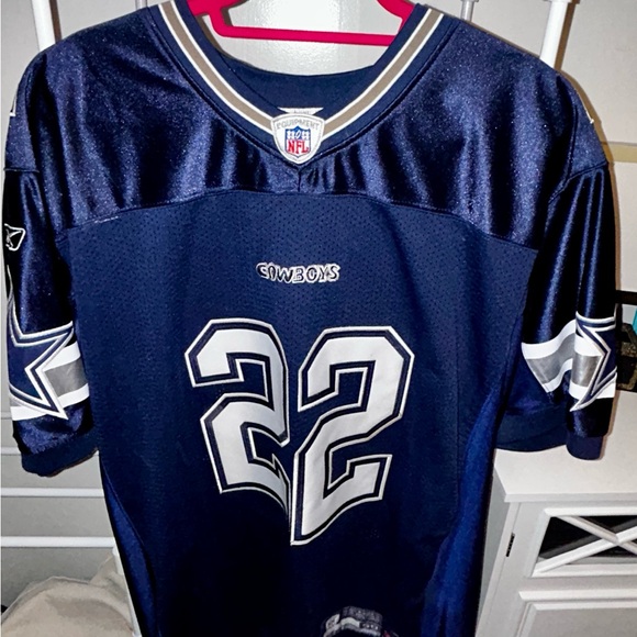 🏈Say What?! Who? 🫨Autographed Emmitt Smith Reebok NFL Jersey Number 22! - Picture 2 of 16